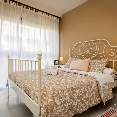 Hsh Suites Magdalena セビリア エクステリア 写真